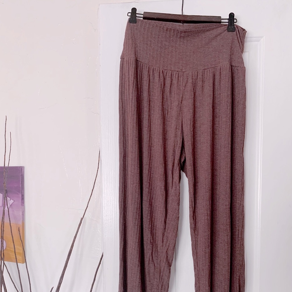Namastetics Genie Pant - Dusty Red